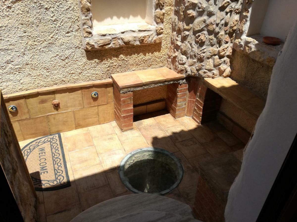 トレ・フォンターネ Casa Vacanze Mediterraneoヴィラ エクステリア 写真
