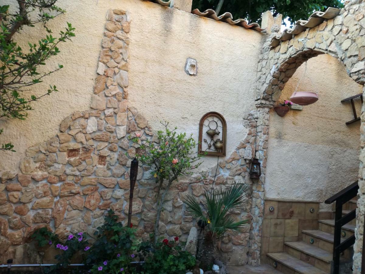 トレ・フォンターネ Casa Vacanze Mediterraneoヴィラ エクステリア 写真